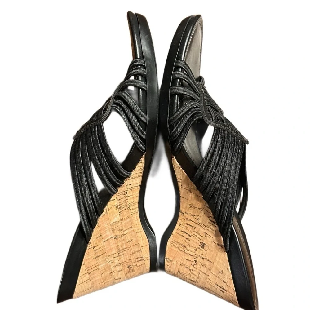 Women’s Naturalizer Black Slip On 2” Wedge Sandals - Size 8.5M - NWOT